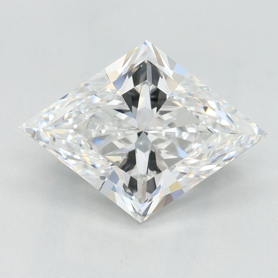 2.62 ct lab-grown Lozenge Diamond
