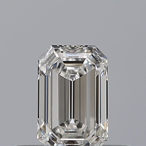 0.28 ct Emerald diamond