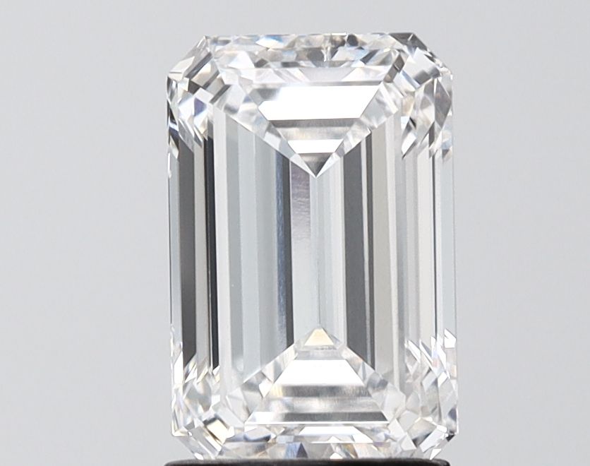 2.08 ct. emerald Lab Grown Diamond front image