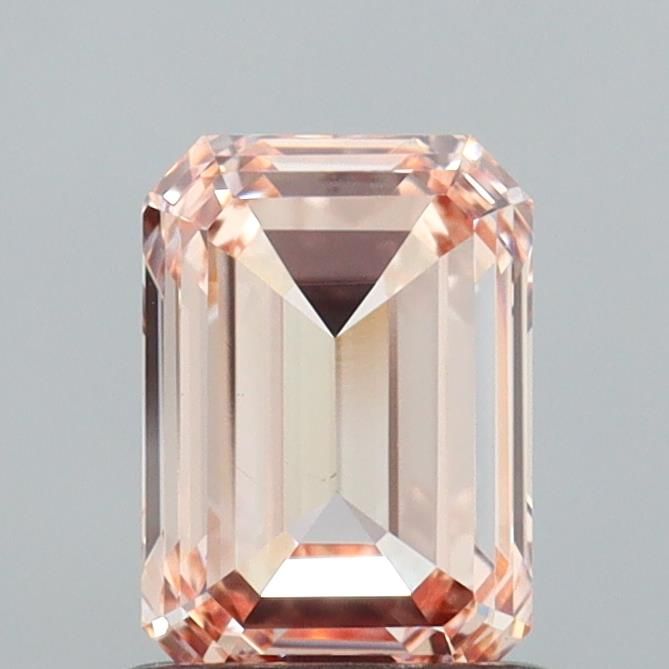 1.00 ct Emerald diamond