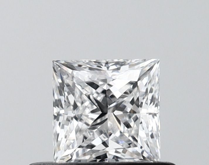 0.48 ct lab-grown Princess Diamond
