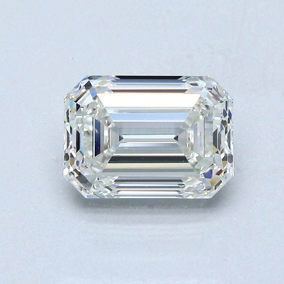 2.01 ct Emerald diamond