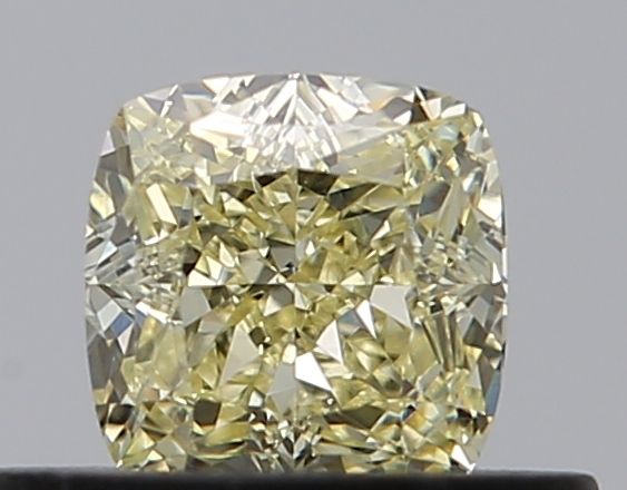 0.42 ct Cushion Brilliant diamond