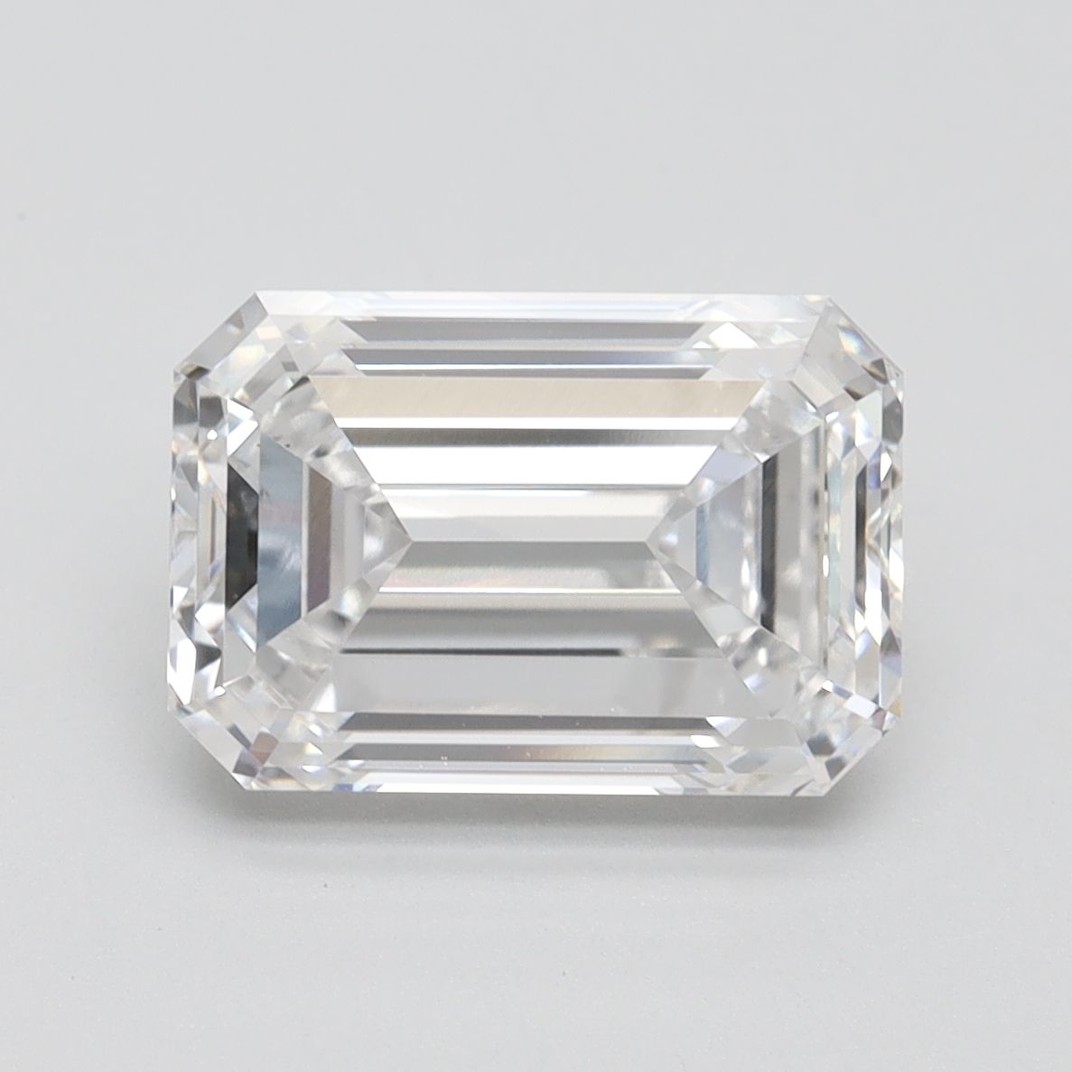 4.23 ct. emerald Lab Grown Diamond front image