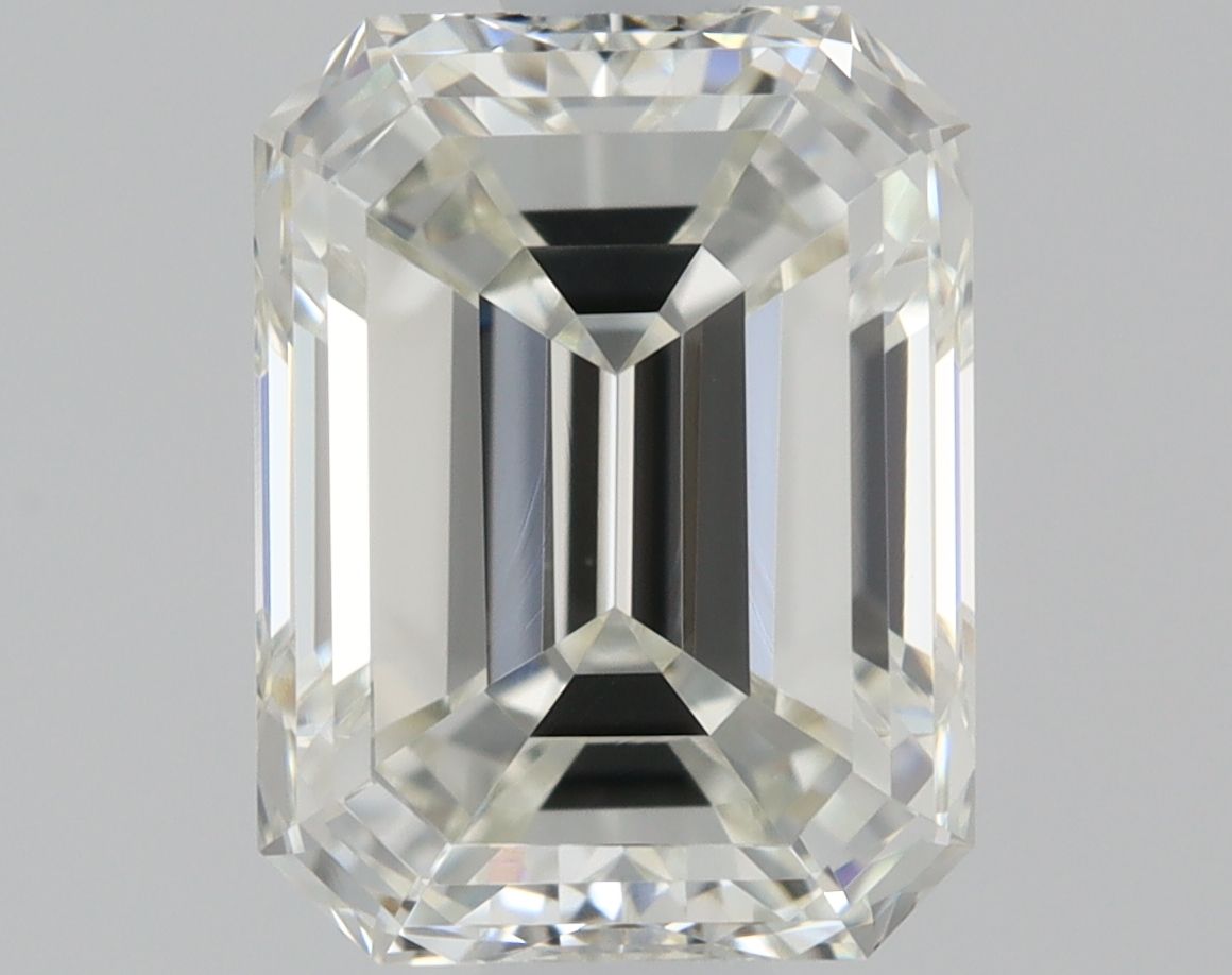 0.80 ct Emerald diamond