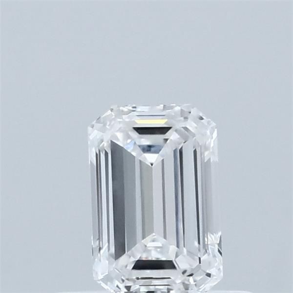 0.5 ct lab-grown Emerald Diamond