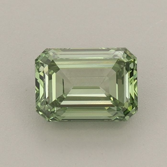 0.74 ct Emerald diamond