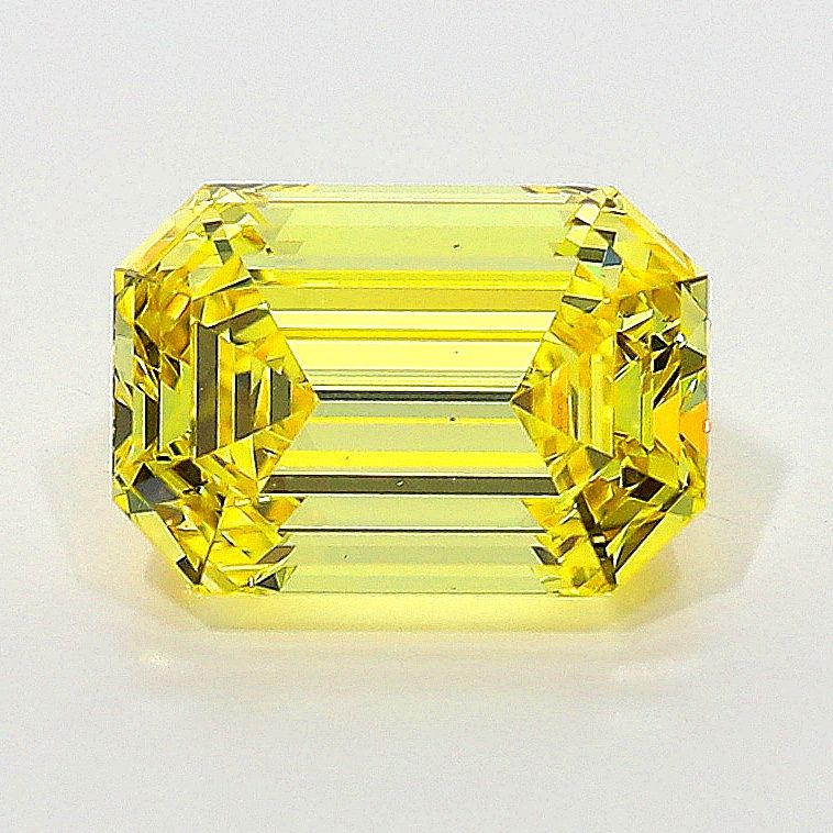 1.10 ct Emerald diamond