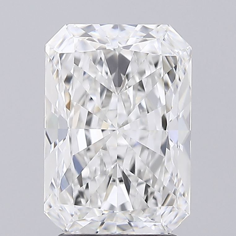 2.82 ct. radiant Lab Grown Diamond front image