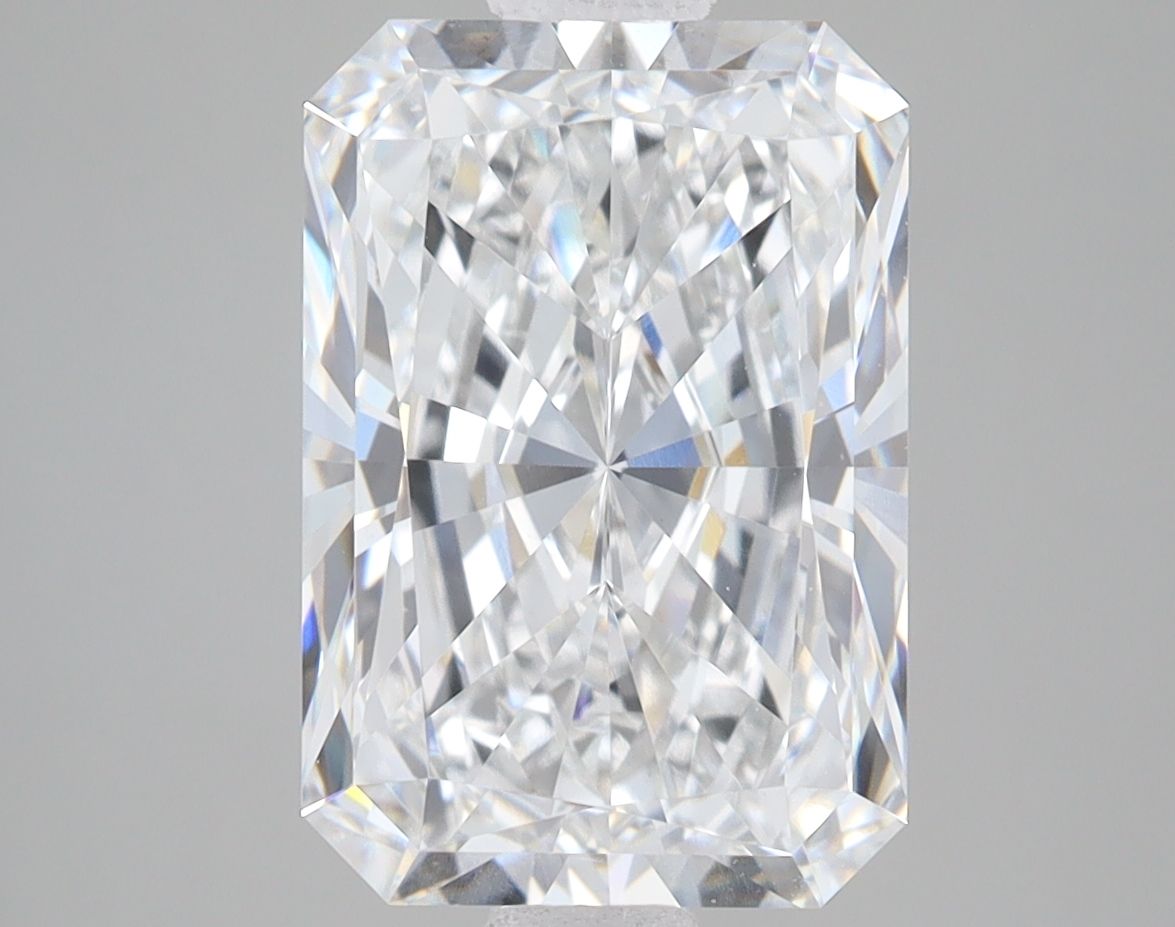 5.05 ct. radiant Lab Grown Diamond front image