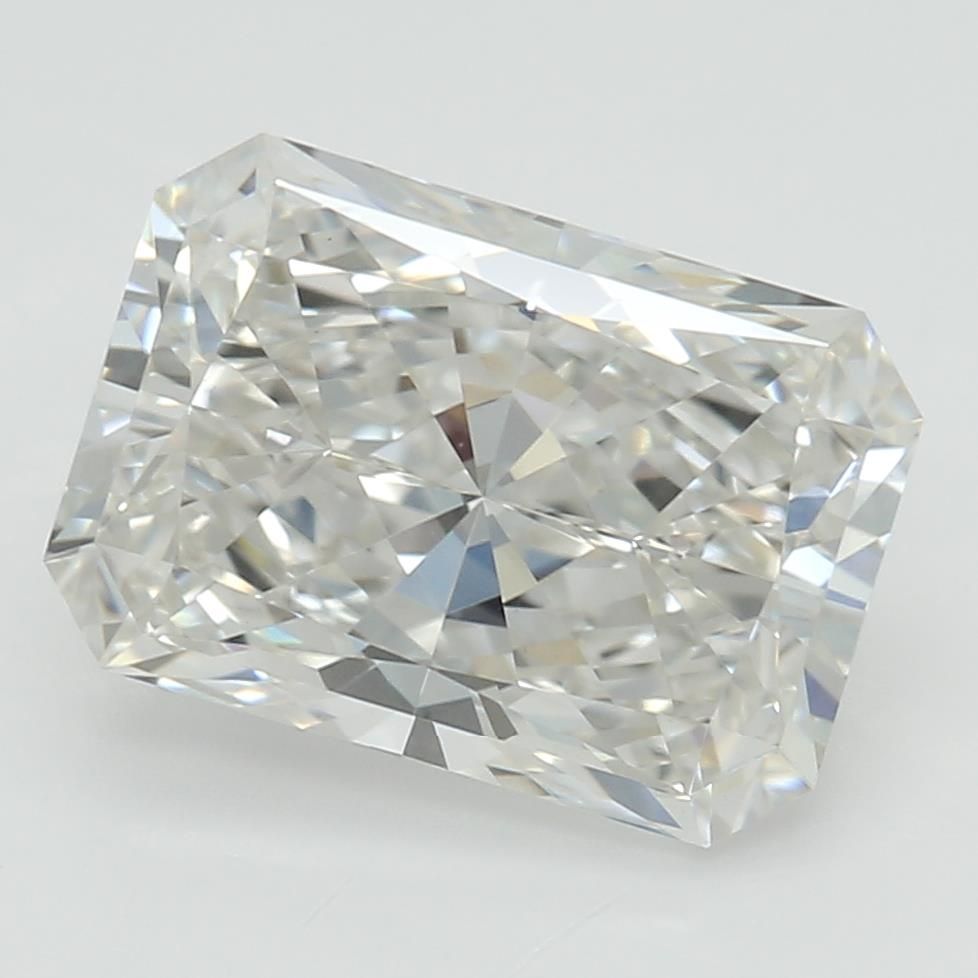 1.77 ct Radiant diamond