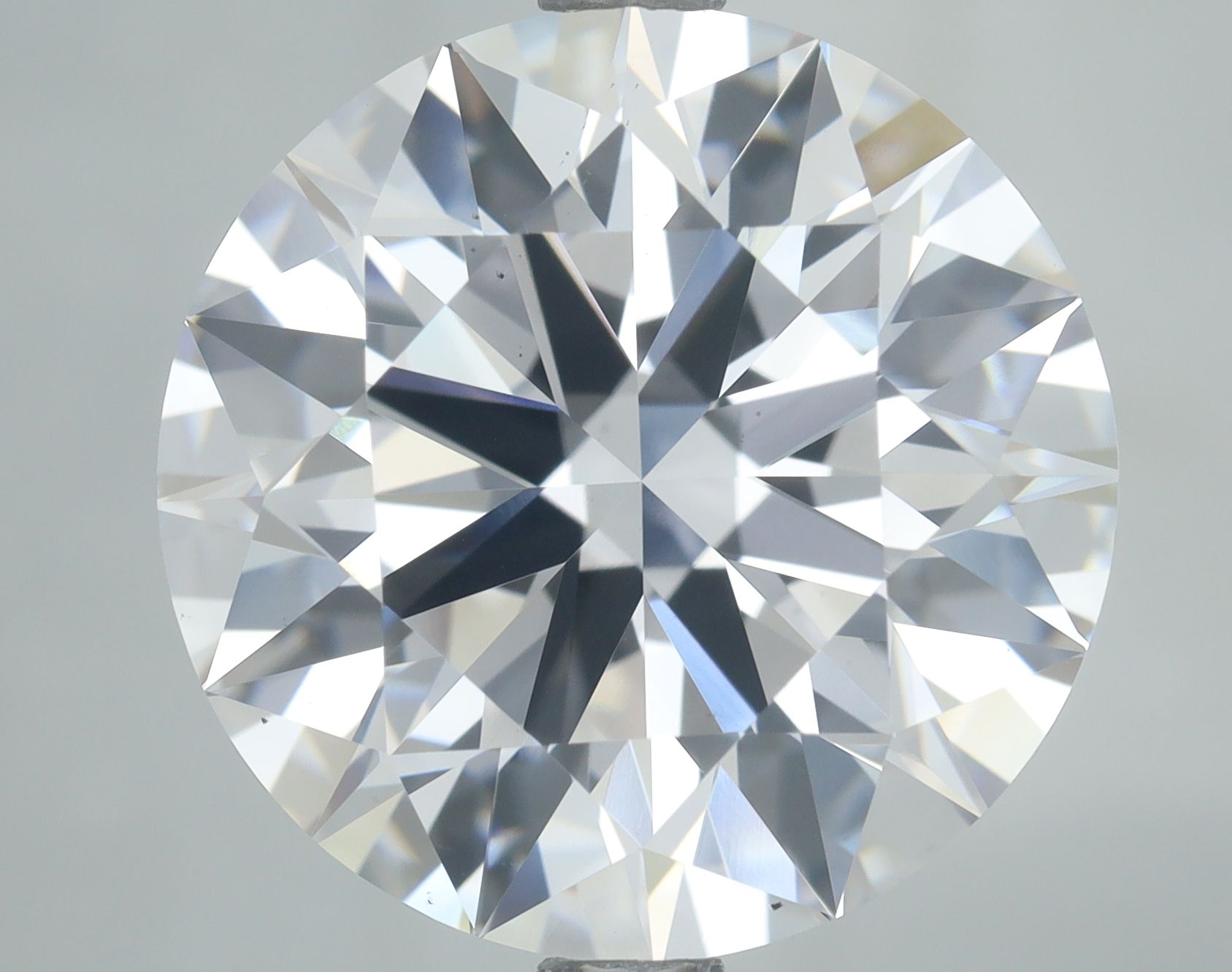5.02 ct. round Lab Grown Diamond front image