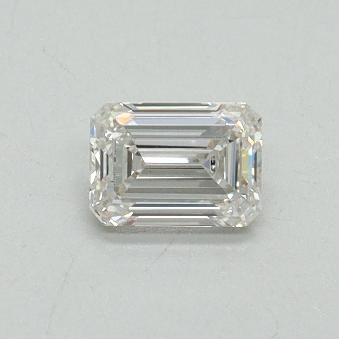 0.37 ct Emerald diamond