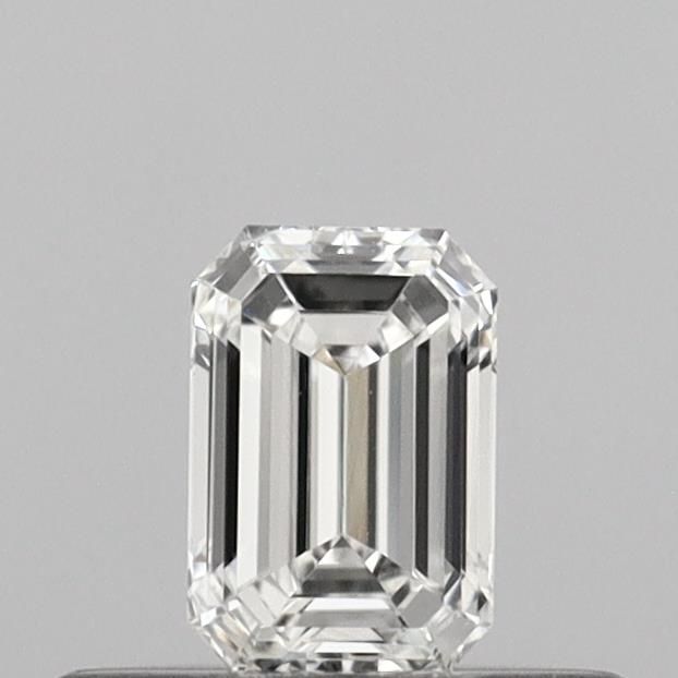 0.31ct Emerald diamond