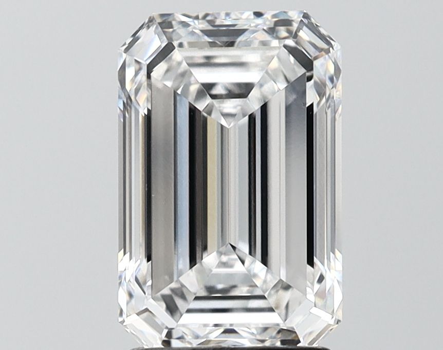 2.52 ct. emerald Lab Grown Diamond front image