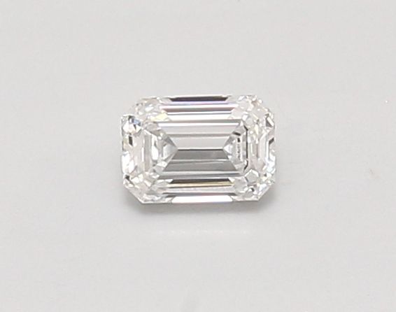 0.3 ct lab-grown Emerald Diamond