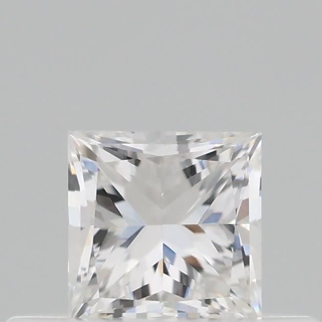0.29 ct lab-grown Princess Diamond