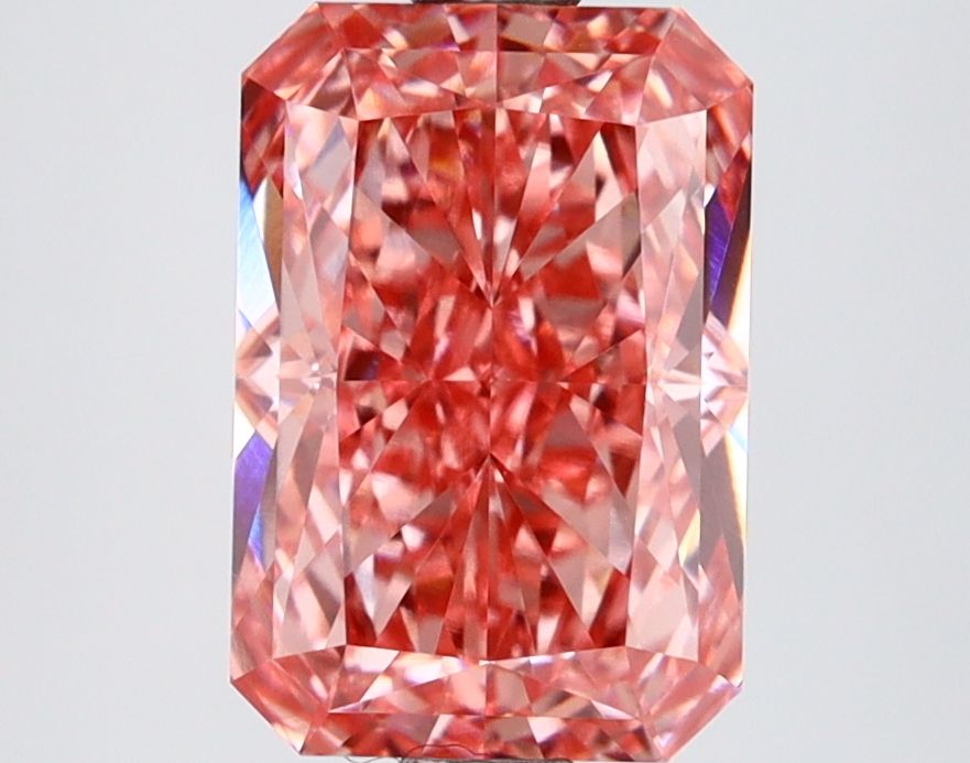2.56 ct Radiant diamond