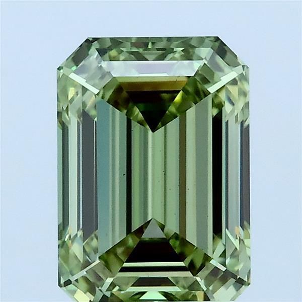 2.01 ct Emerald diamond