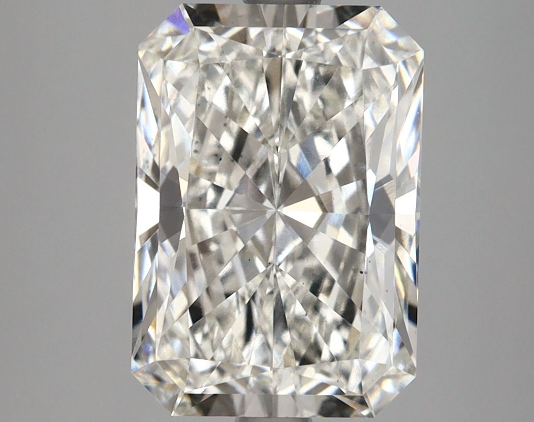 3.69 ct Radiant diamond
