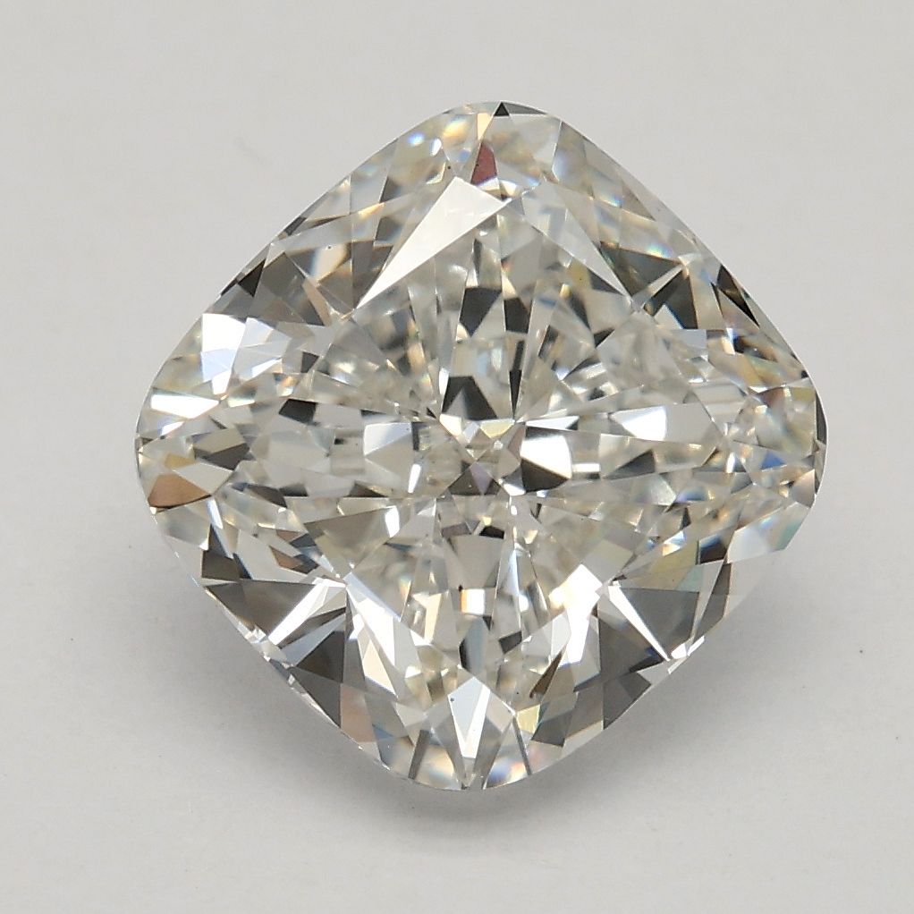 2.74 ct Cushion Brilliant diamond