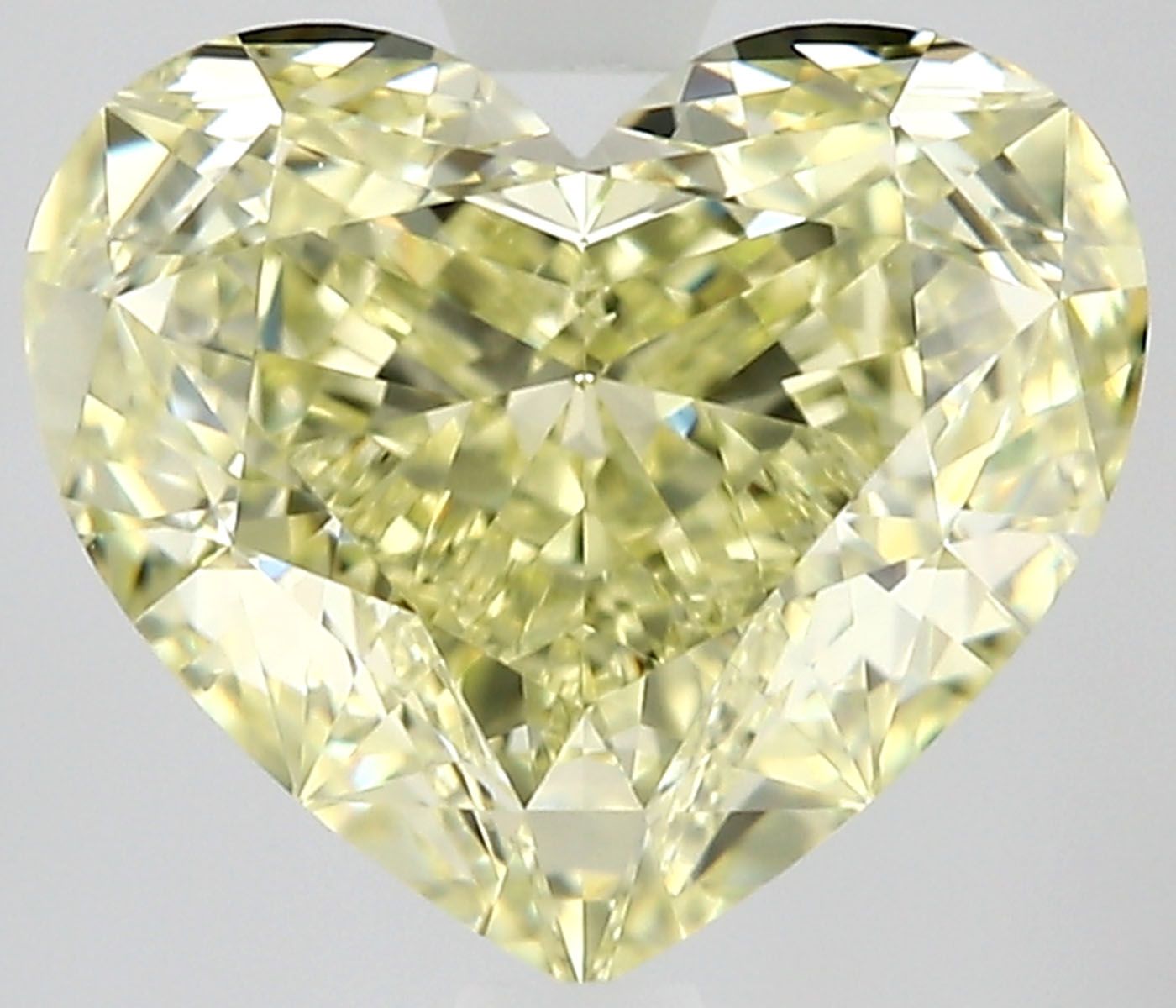 3.08 ct Heart diamond