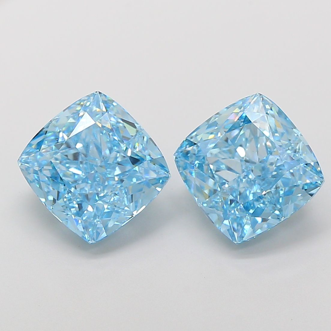 3.55 ct Cushion Modified diamond
