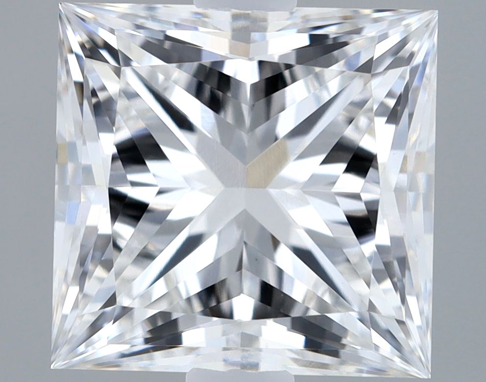 2.22 ct. princess Lab Grown Diamond front image