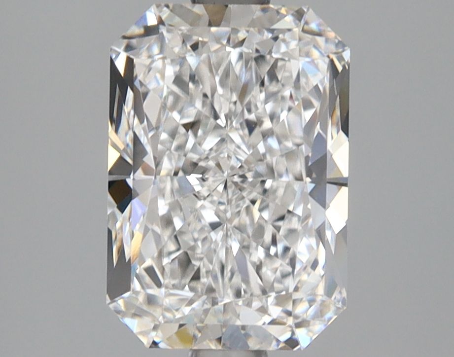 2.59 ct. radiant Lab Grown Diamond front image