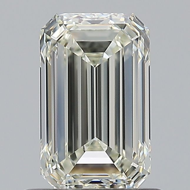 0.92 ct Emerald diamond
