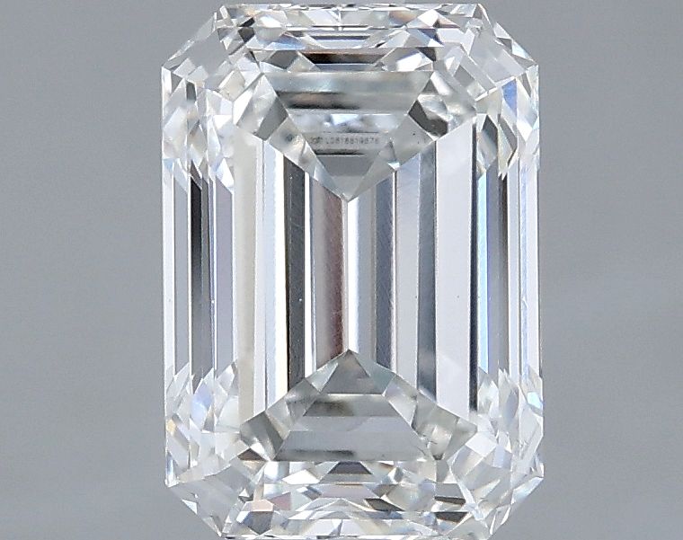2.50 ct. emerald Lab Grown Diamond front image