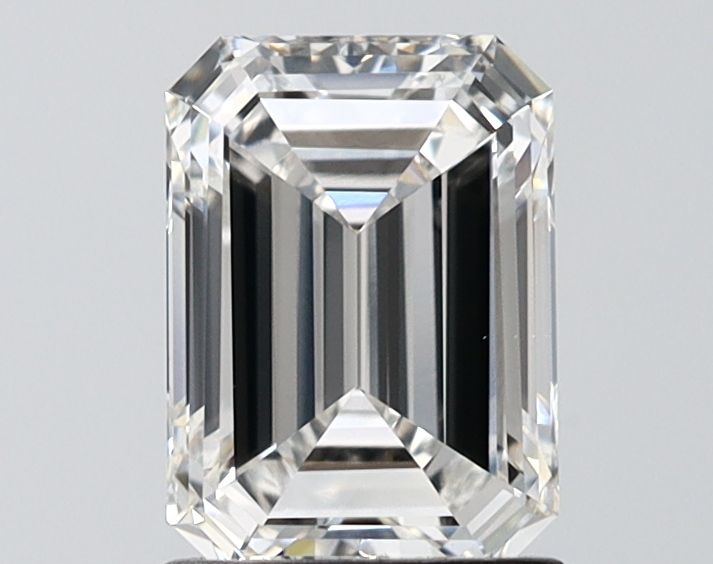1.52 ct. emerald Lab Grown Diamond front image