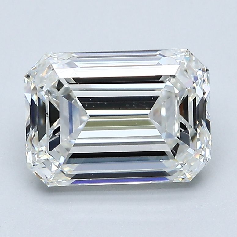2.70 ct Emerald diamond