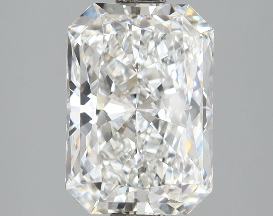 2.57 ct Radiant diamond