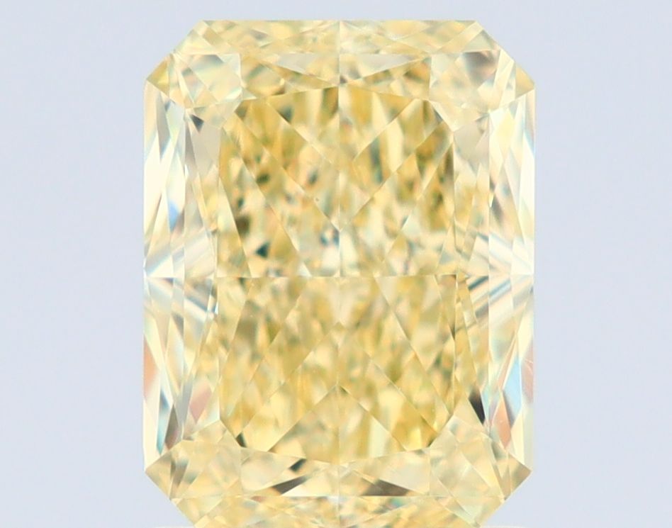 1.57 ct Radiant diamond