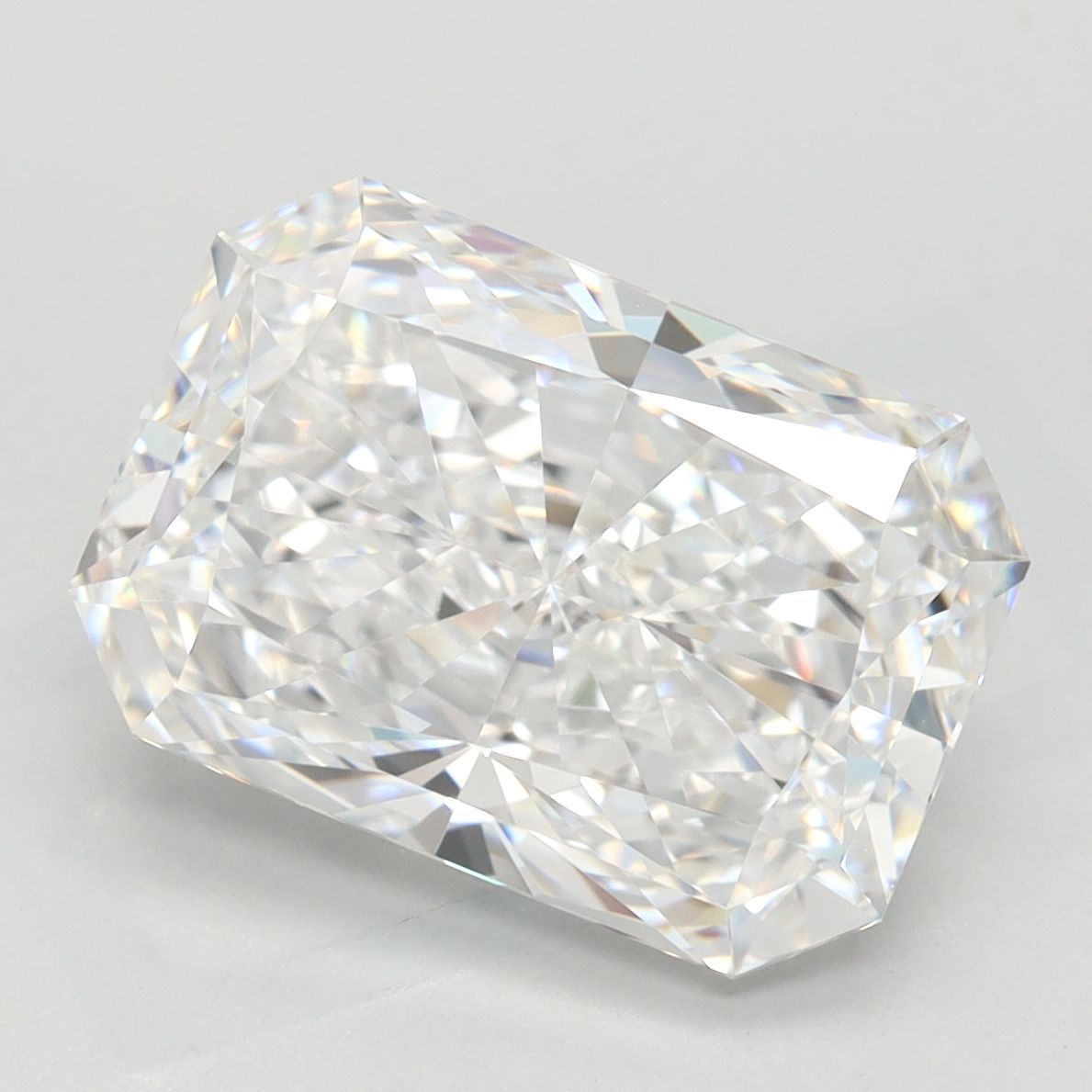 3.91 ct. radiant Lab Grown Diamond front image