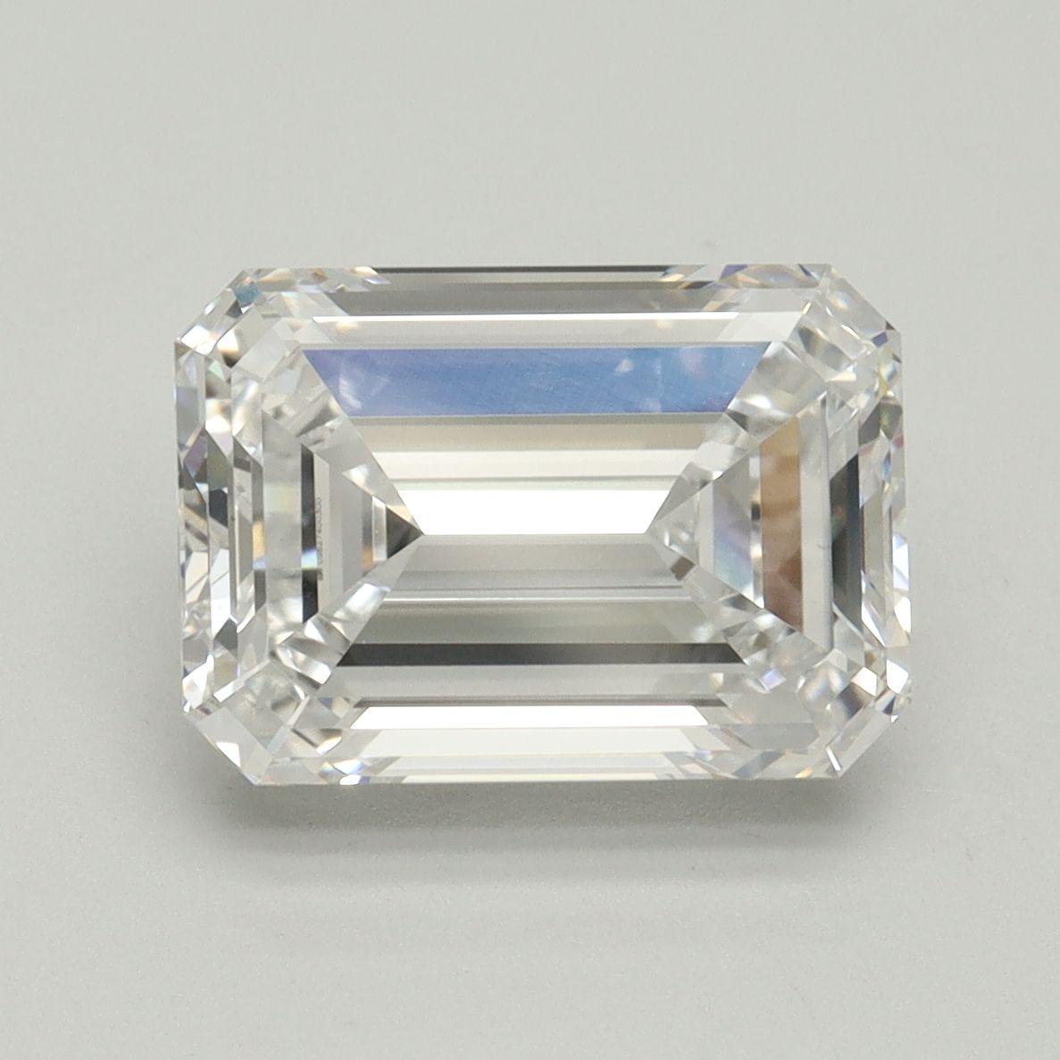 4.51 ct. emerald Lab Grown Diamond front image