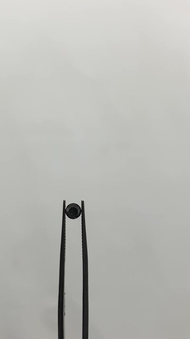 0.37 ct Round diamond