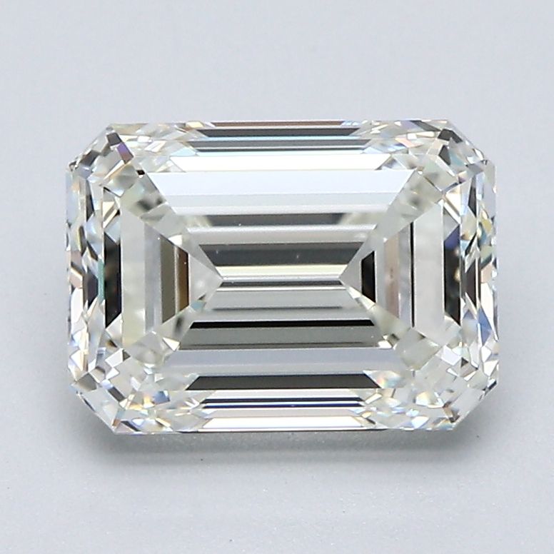 2.51 ct Emerald diamond