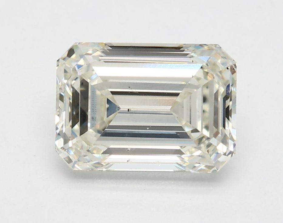 1.56 ct. emerald Lab Grown Diamond front image