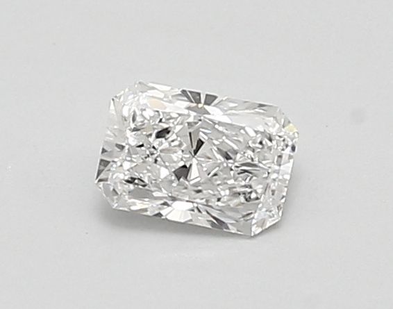0.46 ct lab-grown Radiant Diamond