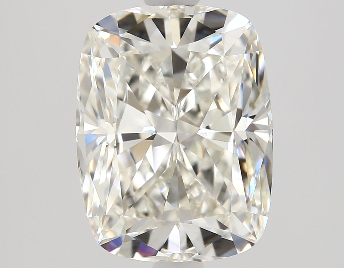 2.01 ct Cushion Brilliant diamond
