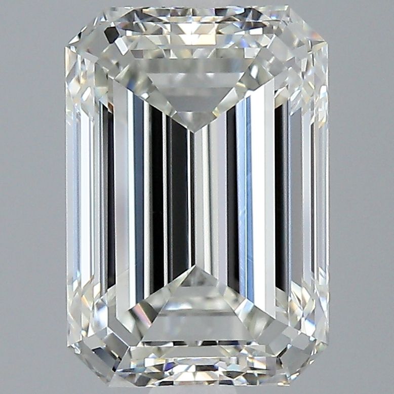 3.01 ct Emerald diamond
