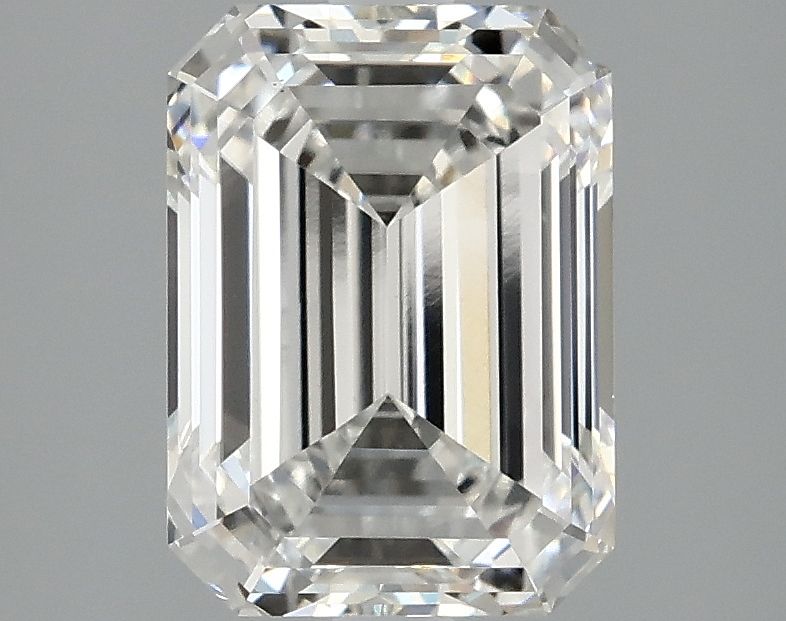 2.58 ct Emerald diamond