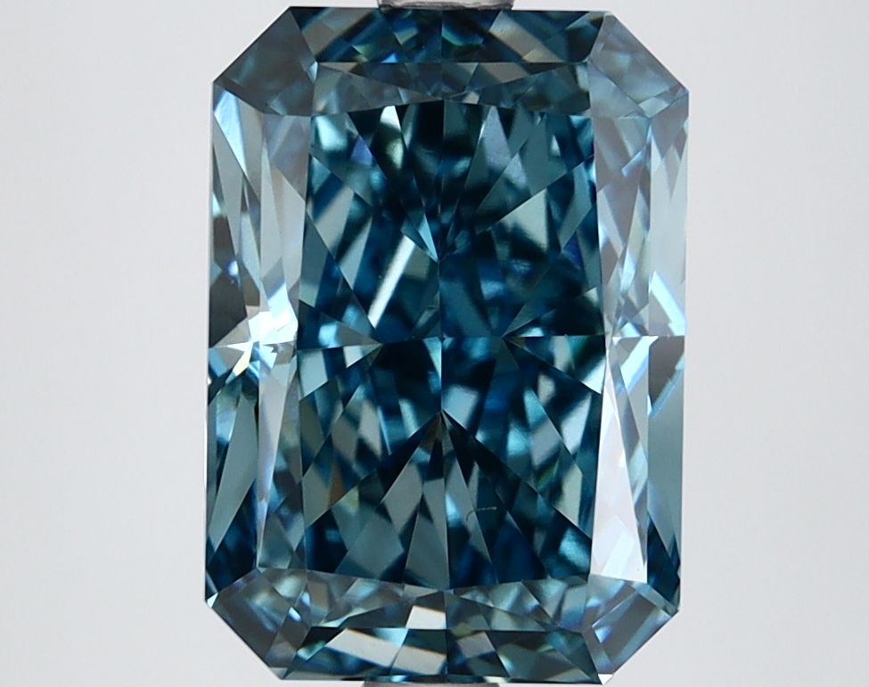 3.69 ct. radiant Lab Grown Diamond front image