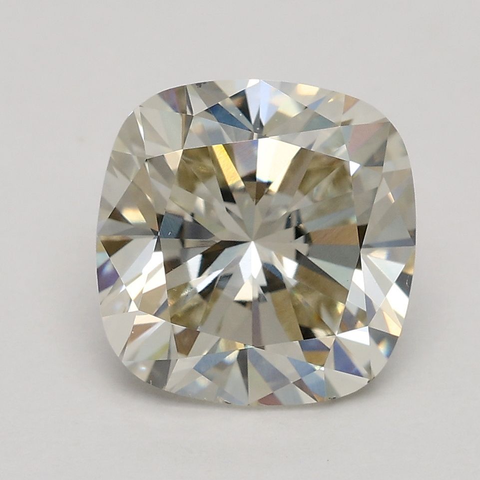 2.01 ct Cushion Brilliant diamond