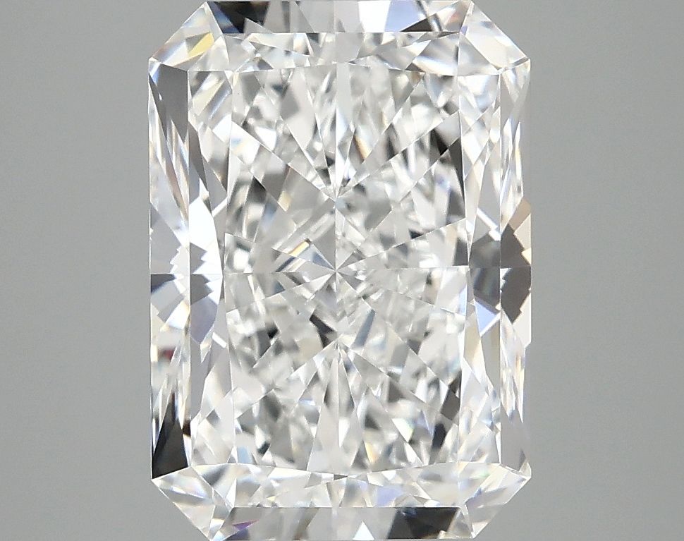 4.08 ct. radiant Lab Grown Diamond front image