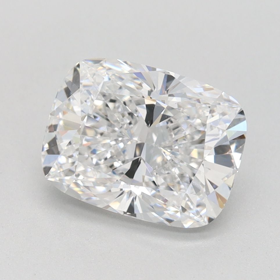 1.55 ct lab-grown Cushion modified Diamond