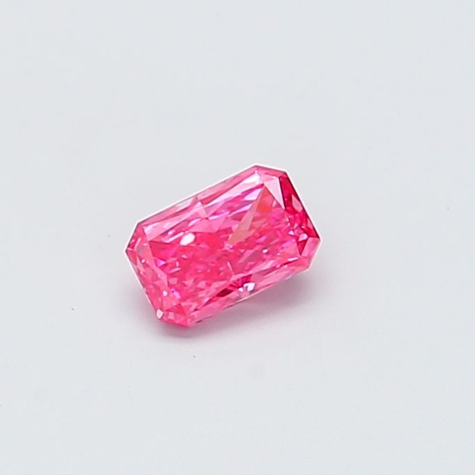 1.01 CT Fancy Vivid Pink RADIANT