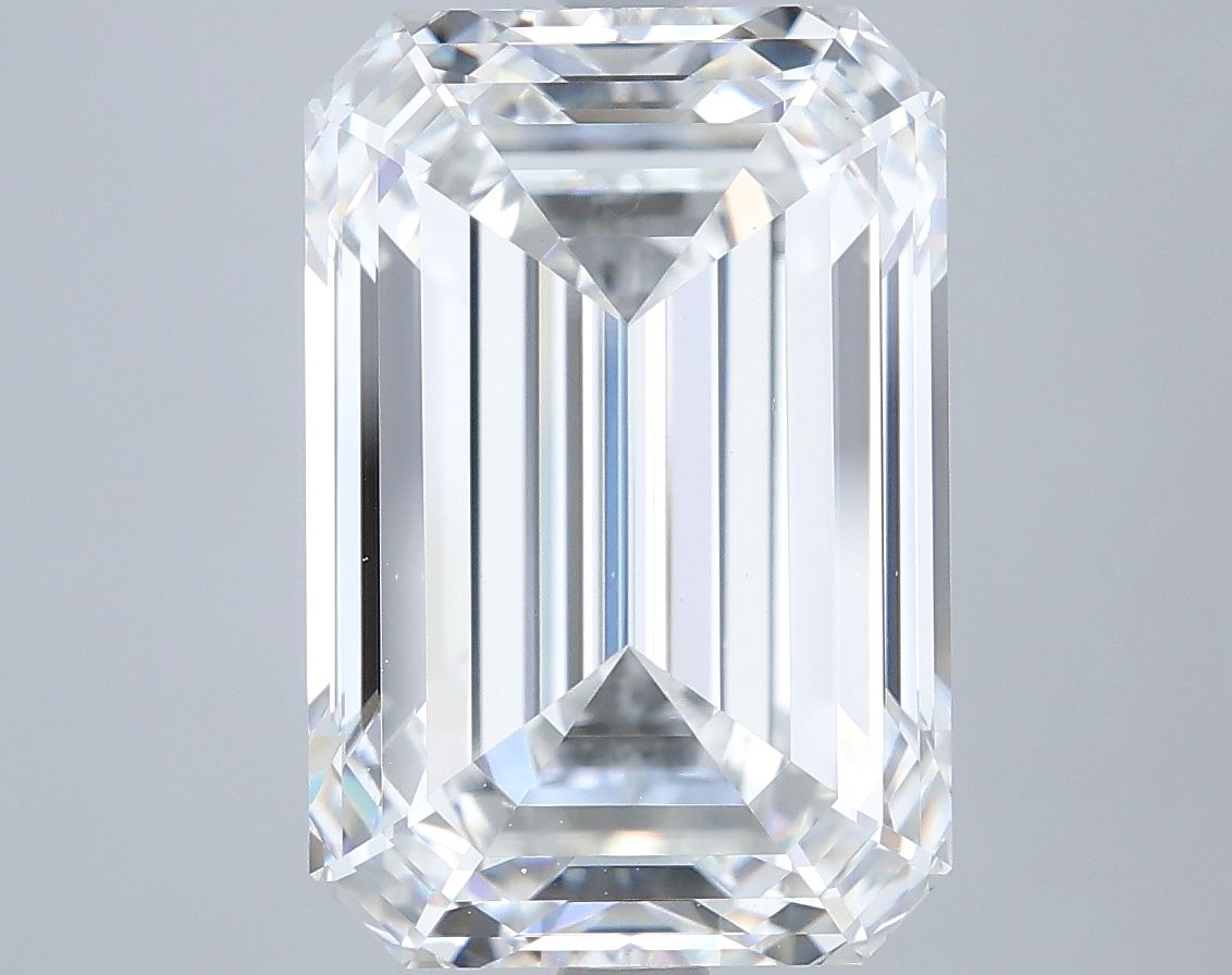 7.10 ct. emerald Lab Grown Diamond front image
